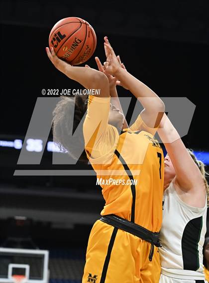 Thumbnail 2 in Cedar Park vs Memorial (UIL 5A State Final) photogallery.