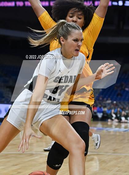 Thumbnail 2 in Cedar Park vs Memorial (UIL 5A State Final) photogallery.