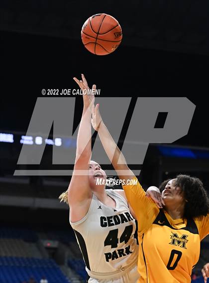 Thumbnail 2 in Cedar Park vs Memorial (UIL 5A State Final) photogallery.