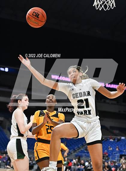 Thumbnail 2 in Cedar Park vs Memorial (UIL 5A State Final) photogallery.
