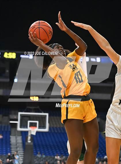 Thumbnail 1 in Cedar Park vs Memorial (UIL 5A State Final) photogallery.