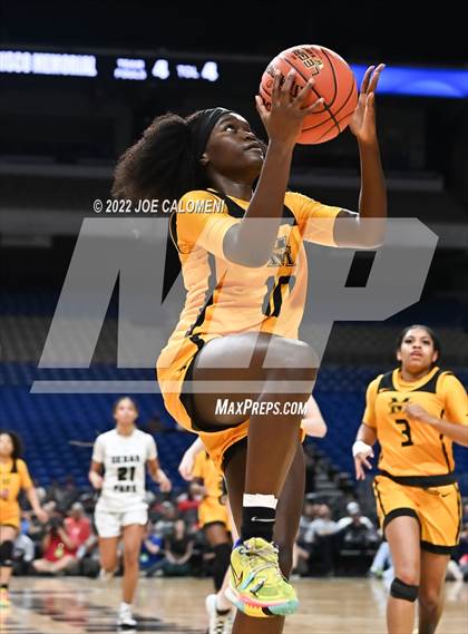 Thumbnail 2 in Cedar Park vs Memorial (UIL 5A State Final) photogallery.