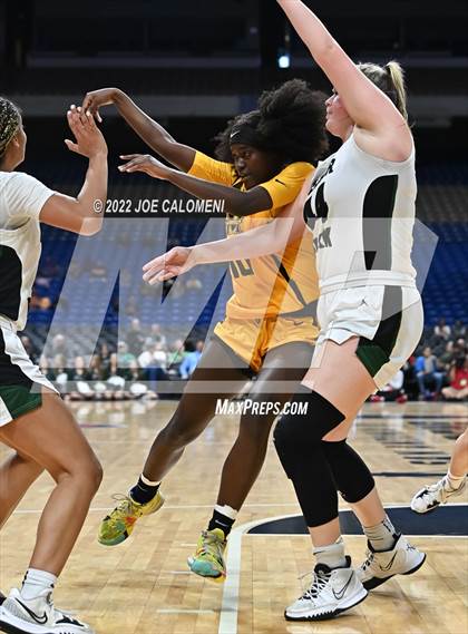 Thumbnail 2 in Cedar Park vs Memorial (UIL 5A State Final) photogallery.