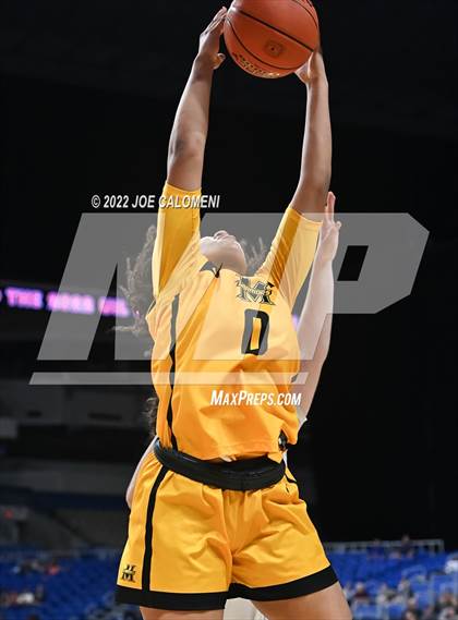 Thumbnail 2 in Cedar Park vs Memorial (UIL 5A State Final) photogallery.