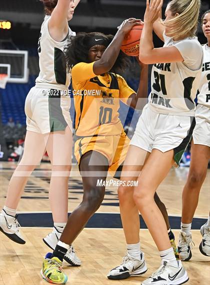 Thumbnail 2 in Cedar Park vs Memorial (UIL 5A State Final) photogallery.