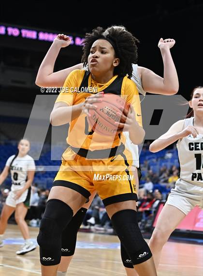 Thumbnail 2 in Cedar Park vs Memorial (UIL 5A State Final) photogallery.