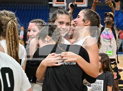 Thumbnail 2 in Cedar Park vs Memorial (UIL 5A State Final) photogallery.