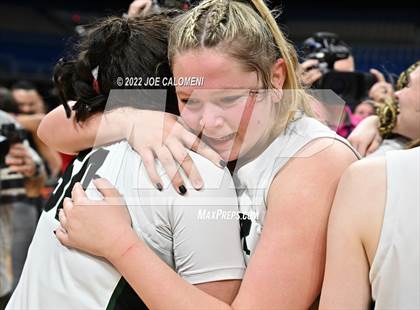 Thumbnail 2 in Cedar Park vs Memorial (UIL 5A State Final) photogallery.