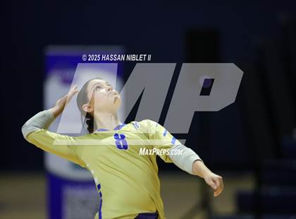 Thumbnail 2 in Ringgold vs. Morgan County (GHSA 2A Final) photogallery.