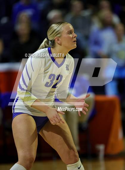 Thumbnail 1 in Ringgold vs. Morgan County (GHSA 2A Final) photogallery.