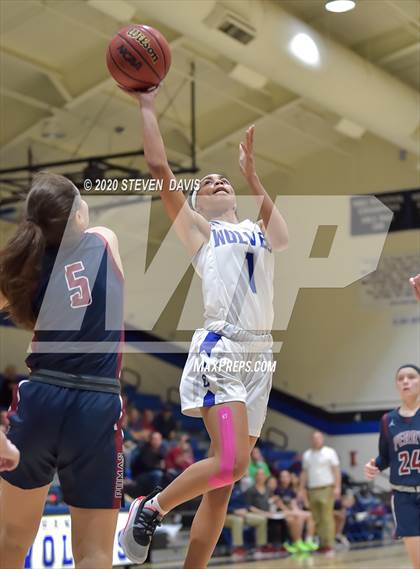 Thumbnail 2 in Perry @ Chandler photogallery.