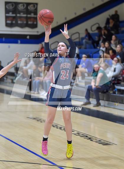 Thumbnail 1 in Perry @ Chandler photogallery.