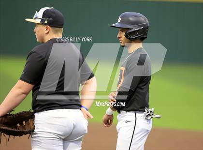 Thumbnail 2 in Grand Saline vs Palmer photogallery.