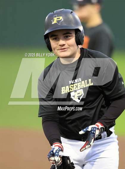 Thumbnail 1 in Grand Saline vs Palmer photogallery.