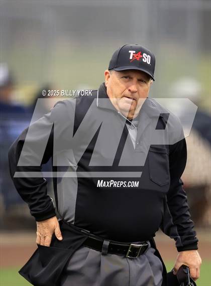 Thumbnail 3 in Grand Saline vs Palmer photogallery.