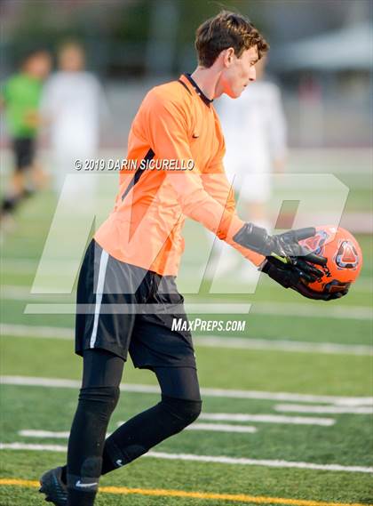 Thumbnail 3 in Sunnyside vs. Campo Verde (AIA 5A Final) photogallery.