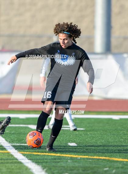 Thumbnail 3 in Sunnyside vs. Campo Verde (AIA 5A Final) photogallery.
