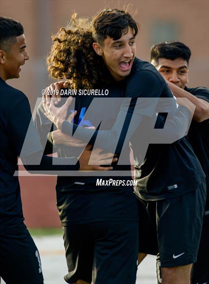 Thumbnail 1 in Sunnyside vs. Campo Verde (AIA 5A Final) photogallery.