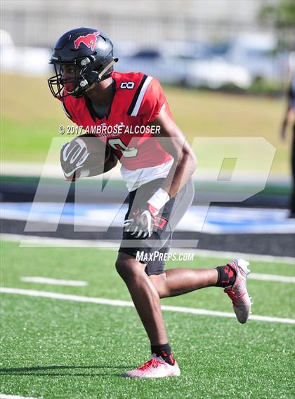 Thumbnail 2 in Westfield vs. Lufkin (UIL 6A Regional Playoff) photogallery.