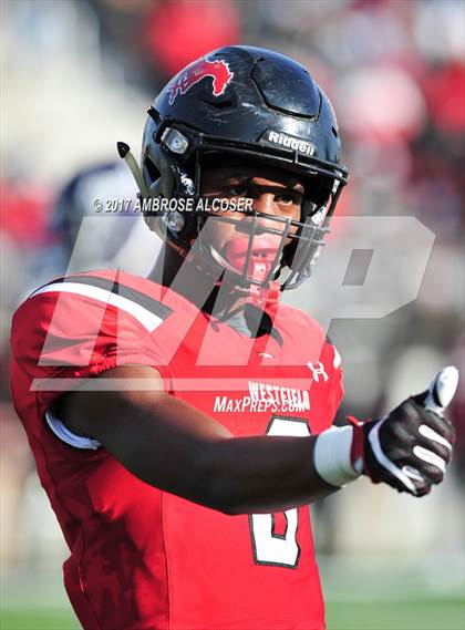 Thumbnail 1 in Westfield vs. Lufkin (UIL 6A Regional Playoff) photogallery.