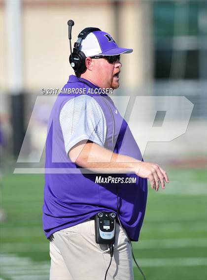 Thumbnail 2 in Westfield vs. Lufkin (UIL 6A Regional Playoff) photogallery.