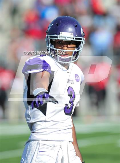 Thumbnail 1 in Westfield vs. Lufkin (UIL 6A Regional Playoff) photogallery.