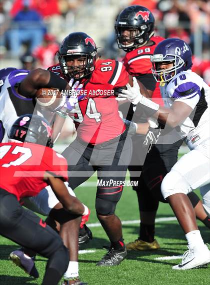 Thumbnail 2 in Westfield vs. Lufkin (UIL 6A Regional Playoff) photogallery.