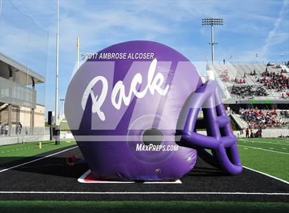 Thumbnail 3 in Westfield vs. Lufkin (UIL 6A Regional Playoff) photogallery.