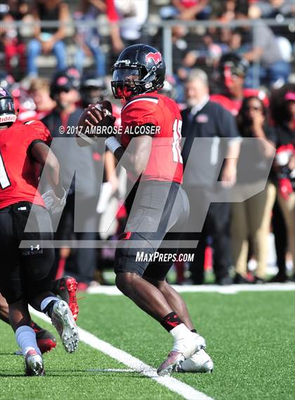 Thumbnail 3 in Westfield vs. Lufkin (UIL 6A Regional Playoff) photogallery.