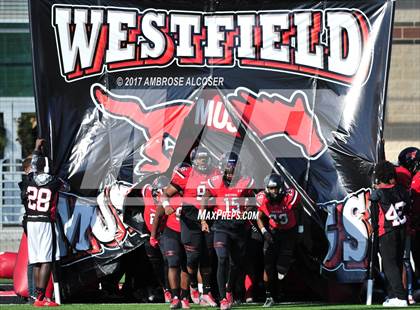 Thumbnail 2 in Westfield vs. Lufkin (UIL 6A Regional Playoff) photogallery.
