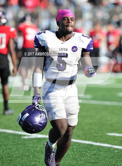 Thumbnail 3 in Westfield vs. Lufkin (UIL 6A Regional Playoff) photogallery.