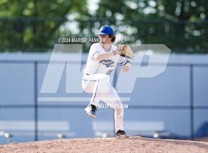 Thumbnail 3 in Auburn vs Whitesboro (NYSPHSAA Section 3 AA Semifinal) photogallery.