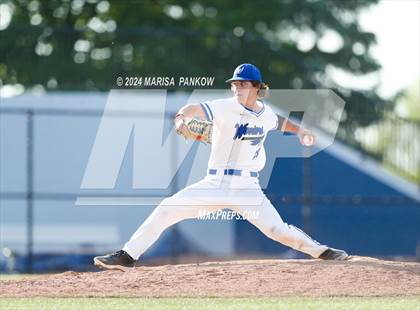 Thumbnail 2 in Auburn vs Whitesboro (NYSPHSAA Section 3 AA Semifinal) photogallery.