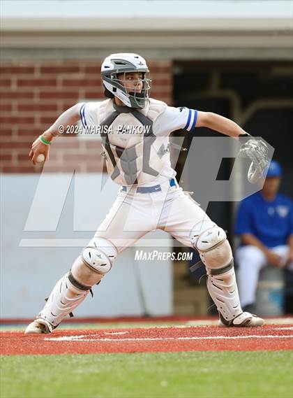 Thumbnail 1 in Auburn vs Whitesboro (NYSPHSAA Section 3 AA Semifinal) photogallery.
