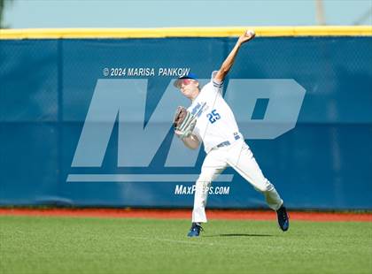 Thumbnail 2 in Auburn vs Whitesboro (NYSPHSAA Section 3 AA Semifinal) photogallery.