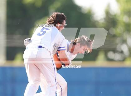 Thumbnail 3 in Auburn vs Whitesboro (NYSPHSAA Section 3 AA Semifinal) photogallery.