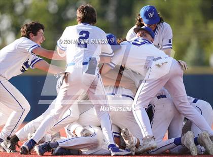 Thumbnail 2 in Auburn vs Whitesboro (NYSPHSAA Section 3 AA Semifinal) photogallery.