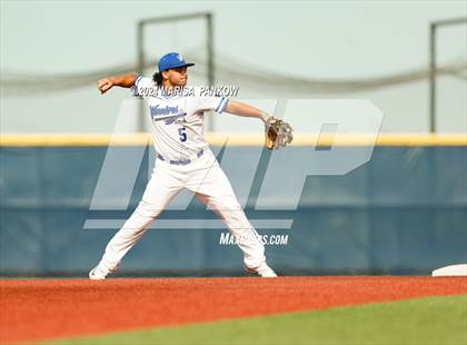 Thumbnail 3 in Auburn vs Whitesboro (NYSPHSAA Section 3 AA Semifinal) photogallery.