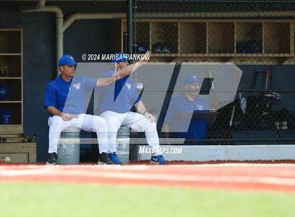 Thumbnail 3 in Auburn vs Whitesboro (NYSPHSAA Section 3 AA Semifinal) photogallery.