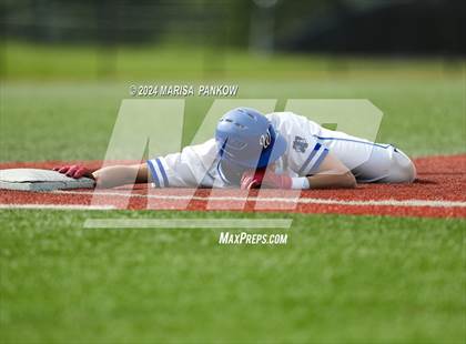 Thumbnail 1 in Auburn vs Whitesboro (NYSPHSAA Section 3 AA Semifinal) photogallery.