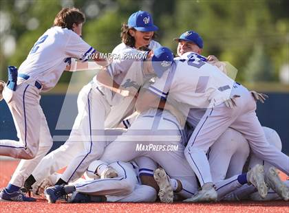 Thumbnail 1 in Auburn vs Whitesboro (NYSPHSAA Section 3 AA Semifinal) photogallery.
