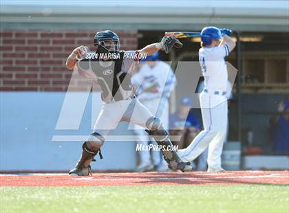 Thumbnail 1 in Auburn vs Whitesboro (NYSPHSAA Section 3 AA Semifinal) photogallery.