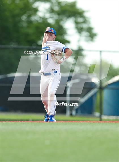 Thumbnail 3 in Auburn vs Whitesboro (NYSPHSAA Section 3 AA Semifinal) photogallery.