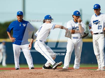 Thumbnail 2 in Auburn vs Whitesboro (NYSPHSAA Section 3 AA Semifinal) photogallery.