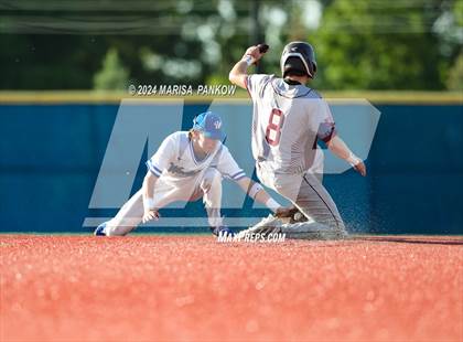 Thumbnail 3 in Auburn vs Whitesboro (NYSPHSAA Section 3 AA Semifinal) photogallery.