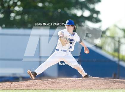 Thumbnail 1 in Auburn vs Whitesboro (NYSPHSAA Section 3 AA Semifinal) photogallery.