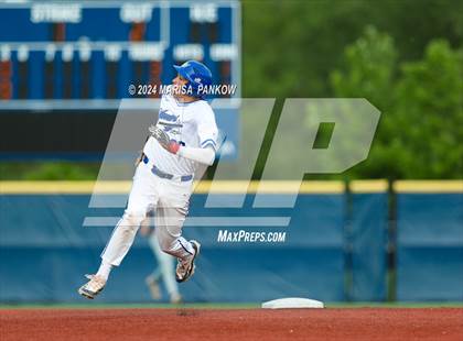 Thumbnail 3 in Auburn vs Whitesboro (NYSPHSAA Section 3 AA Semifinal) photogallery.