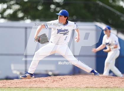 Thumbnail 2 in Auburn vs Whitesboro (NYSPHSAA Section 3 AA Semifinal) photogallery.