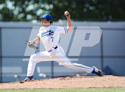 Thumbnail 3 in Auburn vs Whitesboro (NYSPHSAA Section 3 AA Semifinal) photogallery.