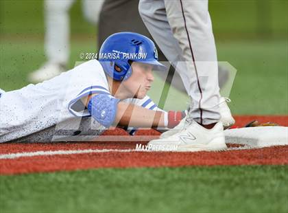 Thumbnail 1 in Auburn vs Whitesboro (NYSPHSAA Section 3 AA Semifinal) photogallery.